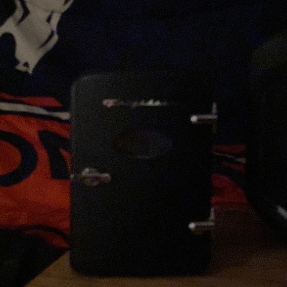 Mini fridge - Picture 3 of 3